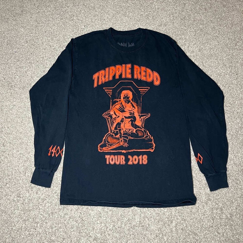 Trippin red graphic tee